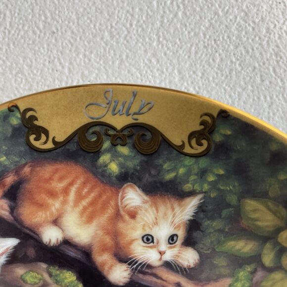 July - At The Little Waterfall Plate Cat Kitten By Jurgen Scholz Timeless Tails - Picture 2 of 9